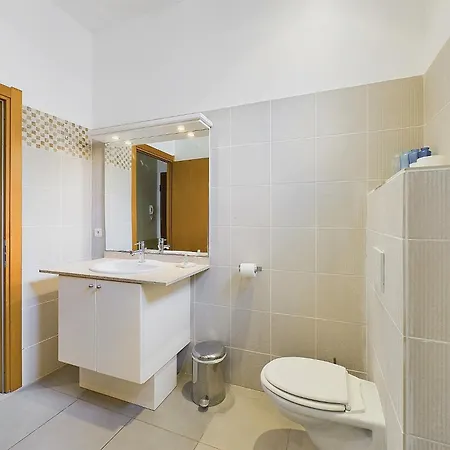 Centre Mace Apartment *